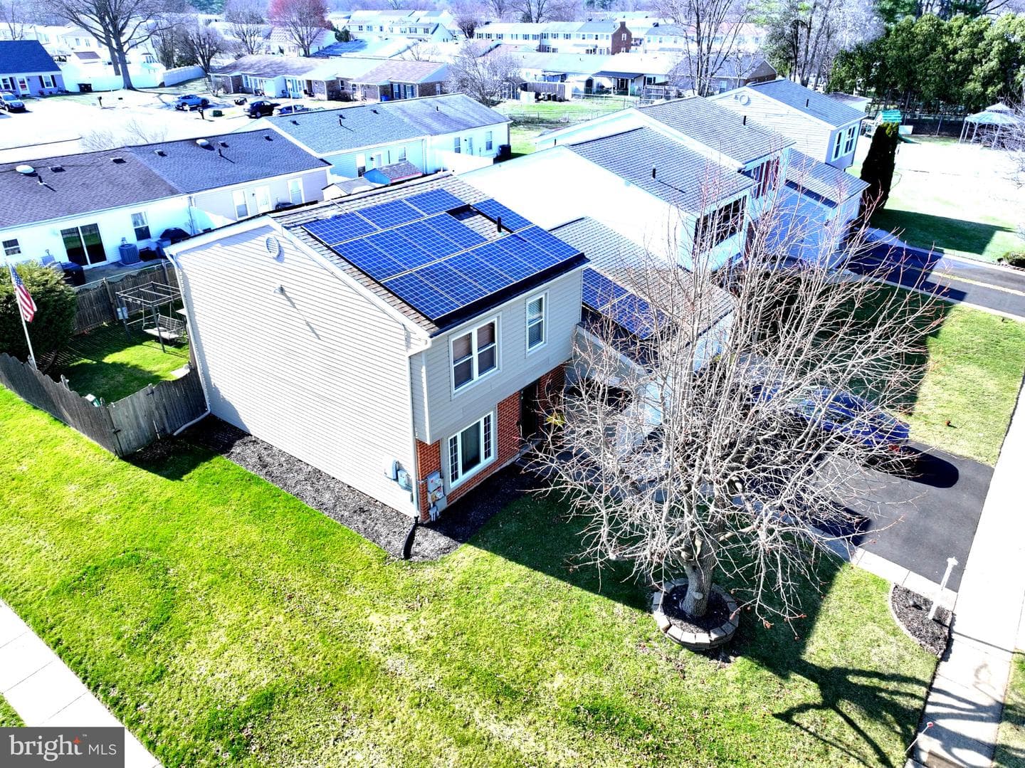 2500 Alexis Court photo 3
