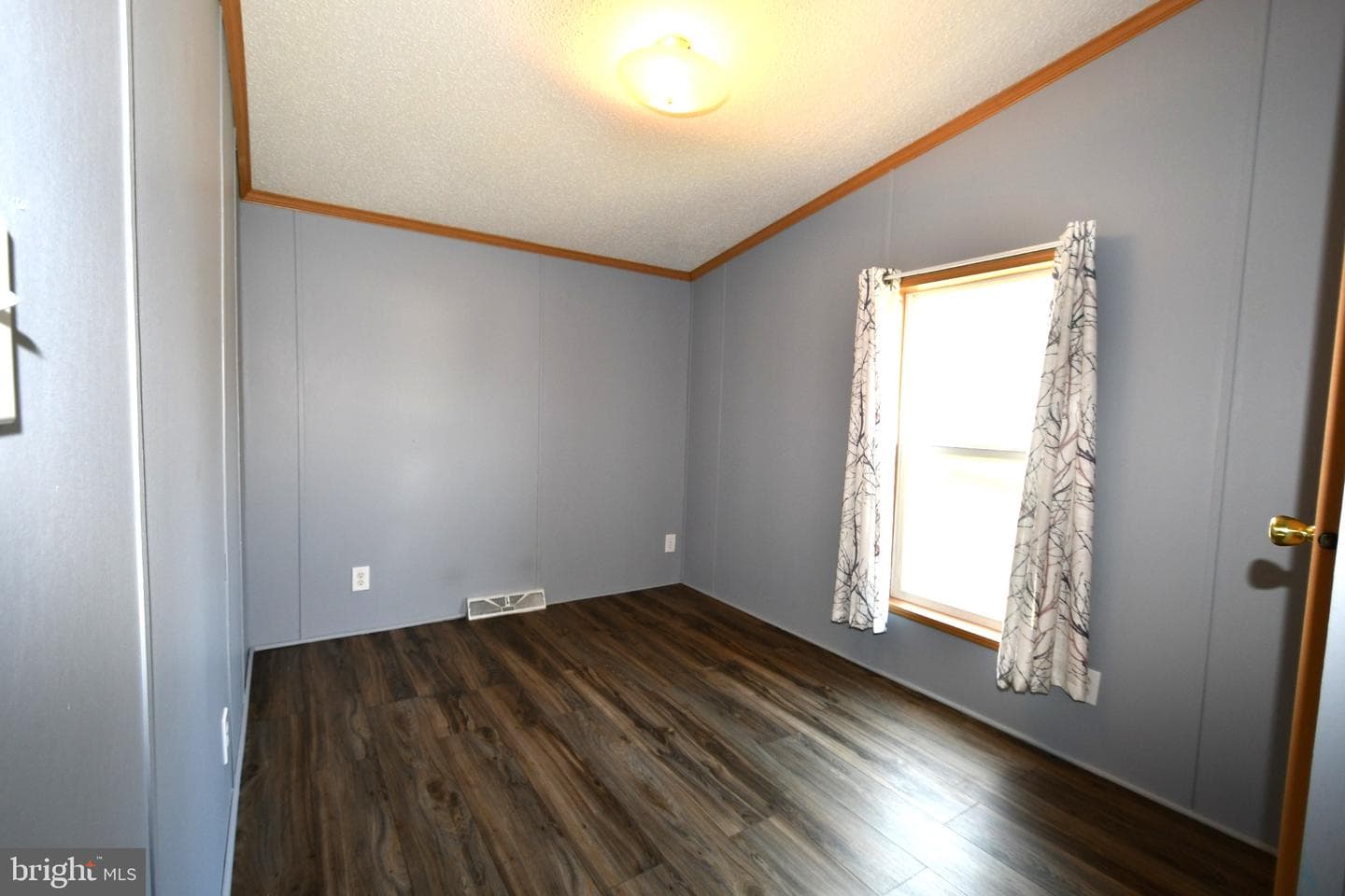 45 Maple Drive photo 8