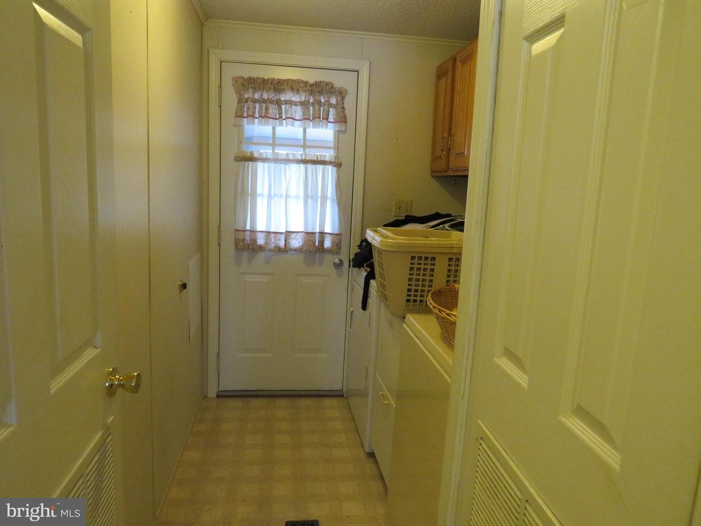 143 Raven Court photo 22