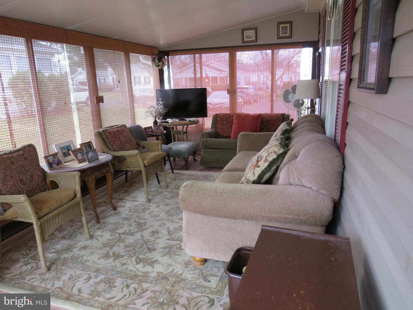143 Raven Court photo 23