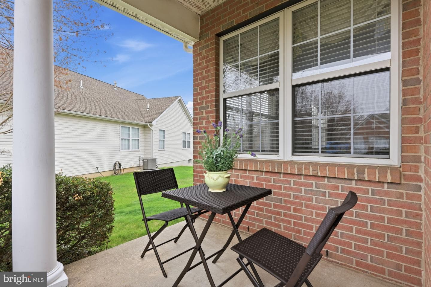 10 Tupelo Lane photo 4