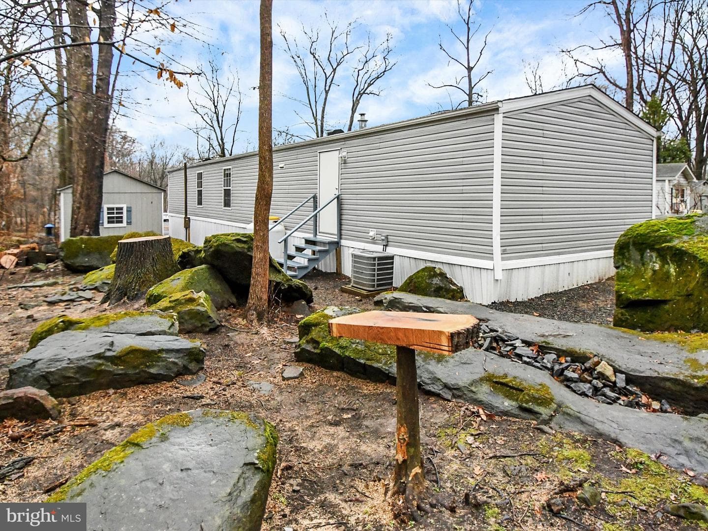 740 Lonely Cottage Road photo 26