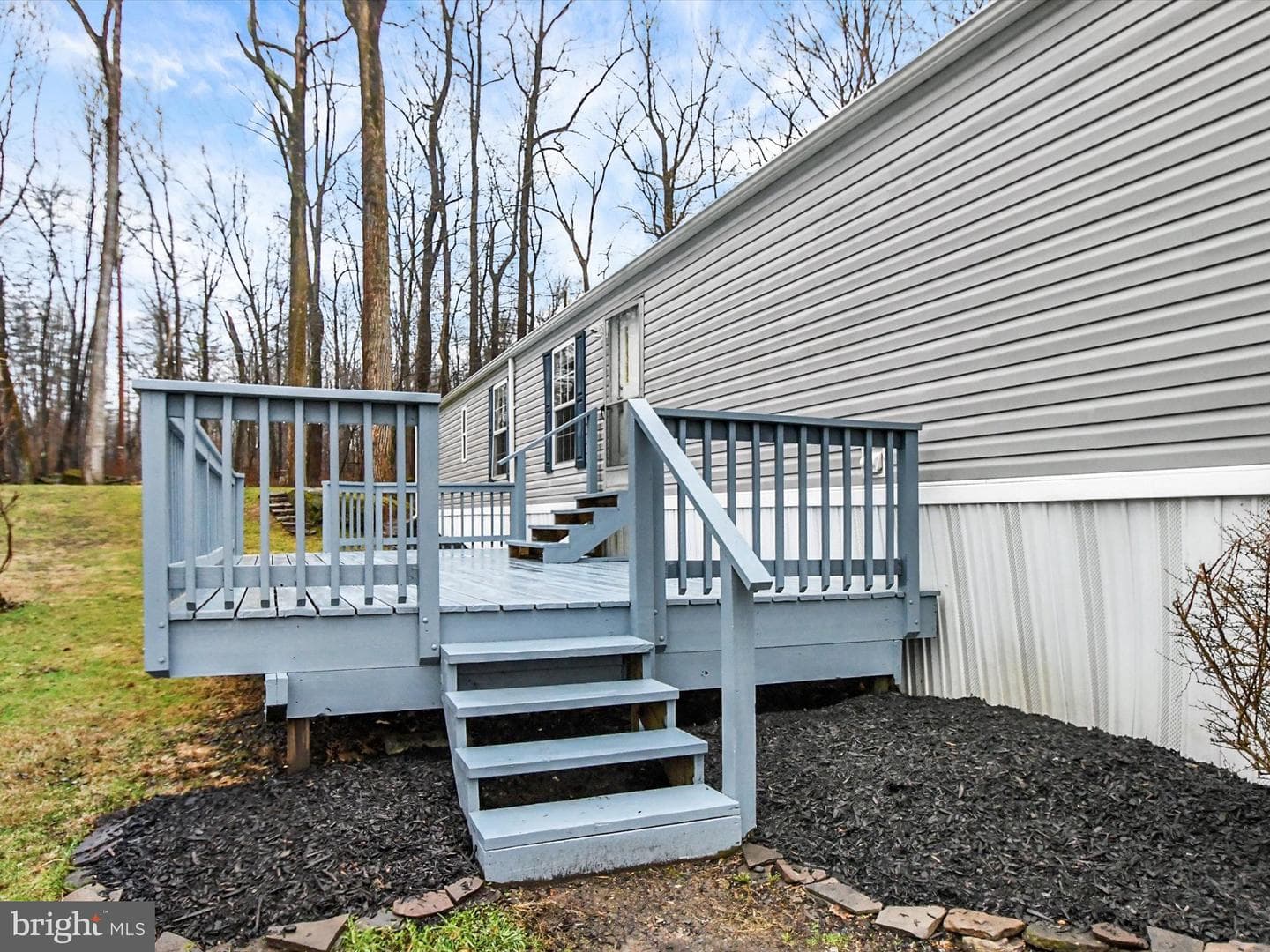 740 Lonely Cottage Road photo 4