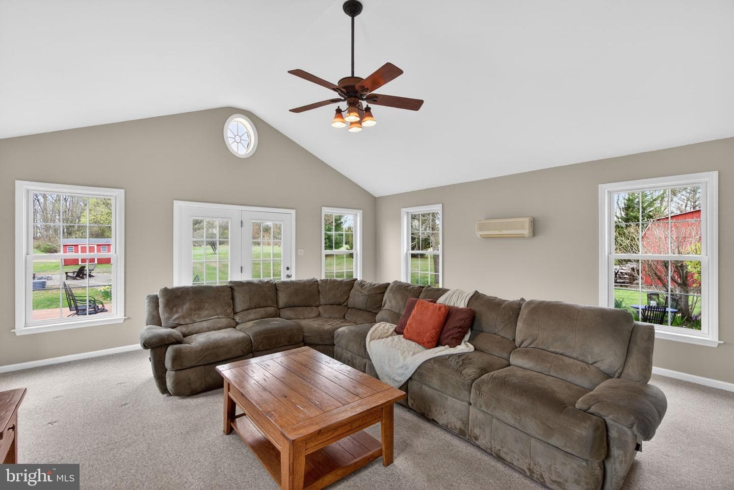 1555 Kumry Road photo 30
