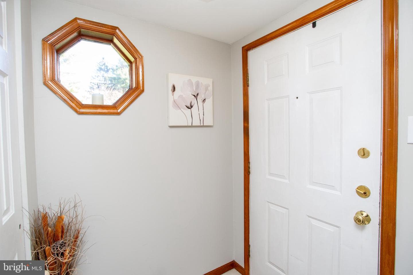 381 Redbud Court #381 photo 5