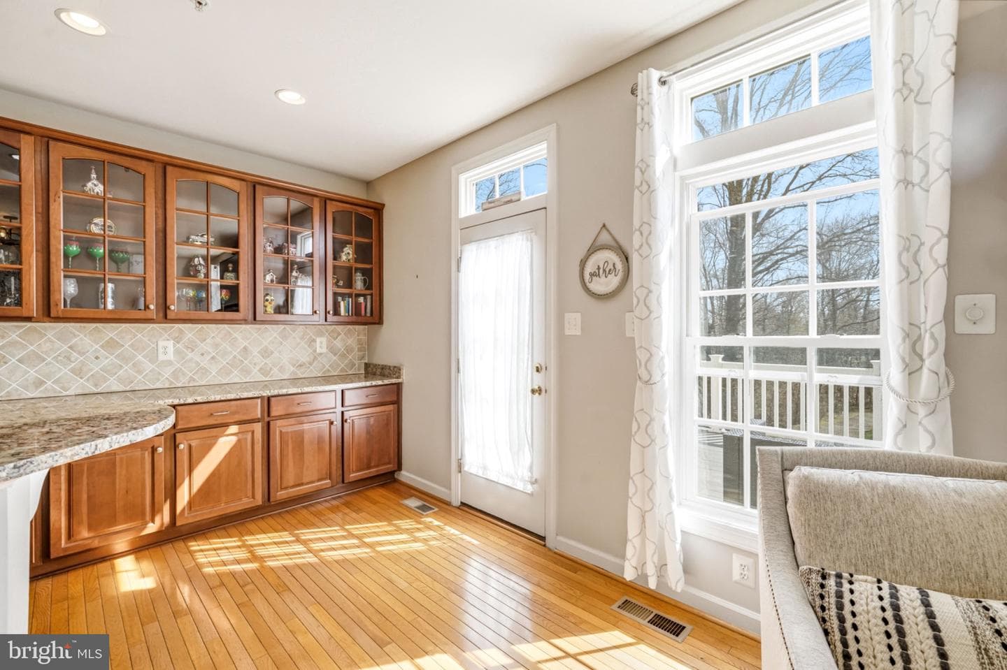 331 Village Way photo 20