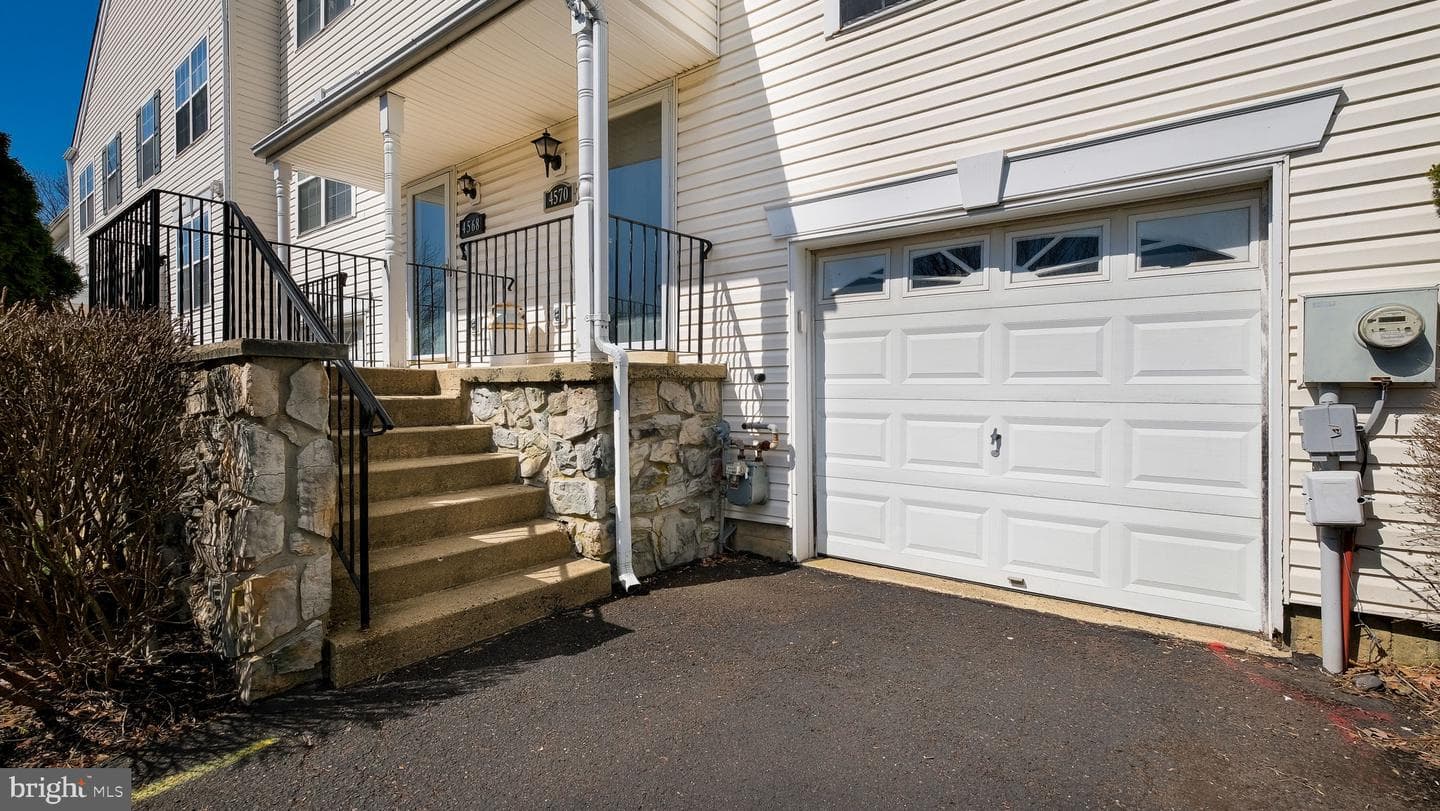 4570 Louise Saint Claire Dr photo 3