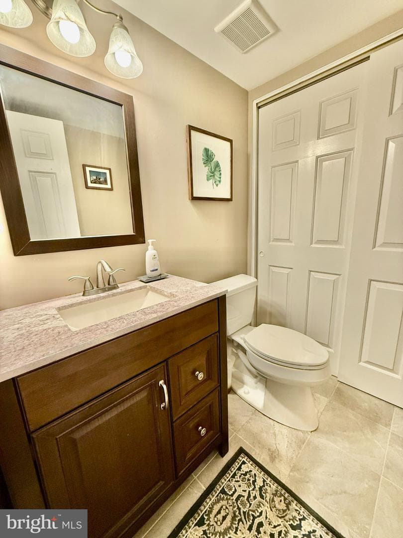 102 Windham Court photo 14