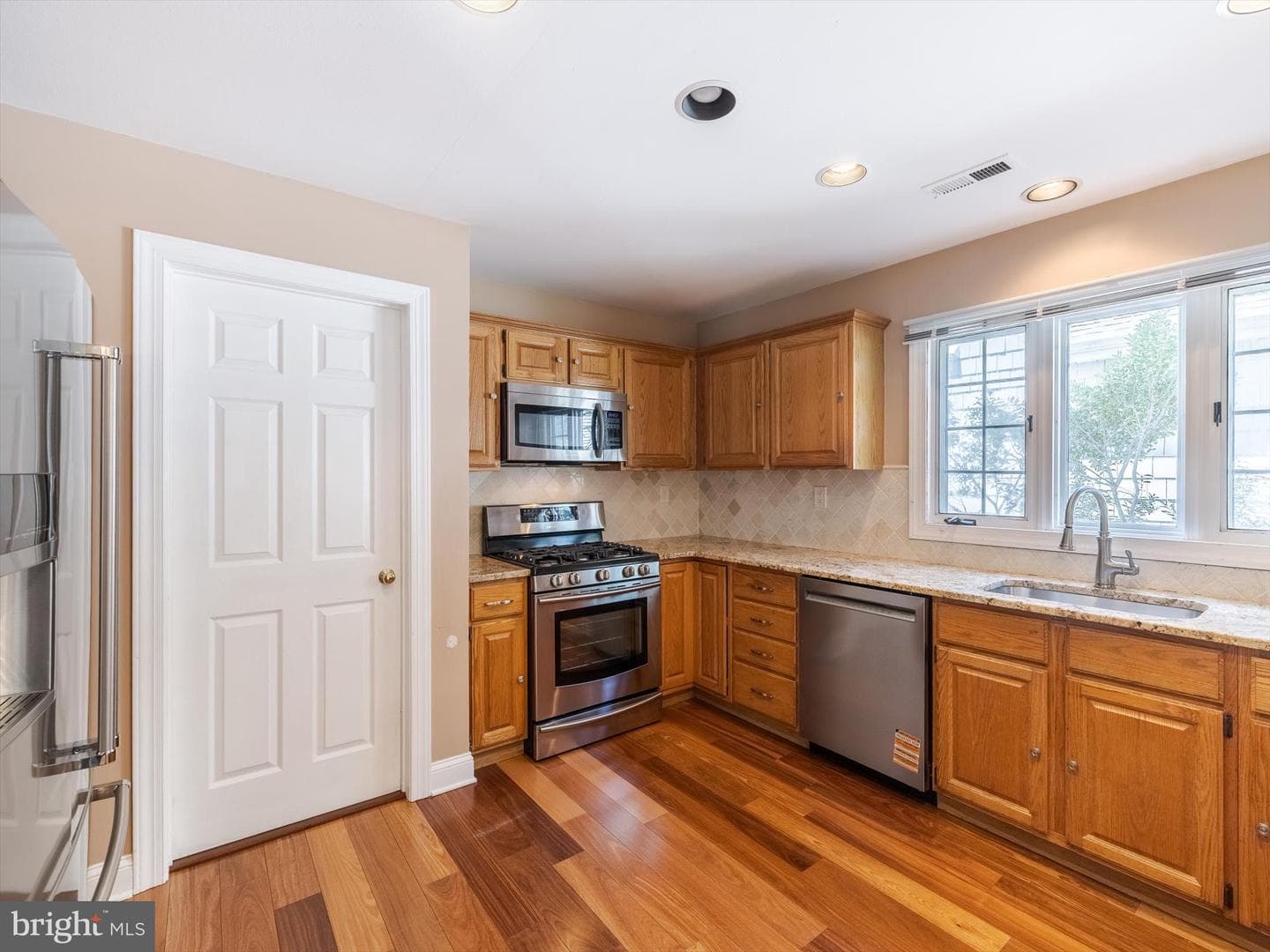 475 Franklin Circle photo 9