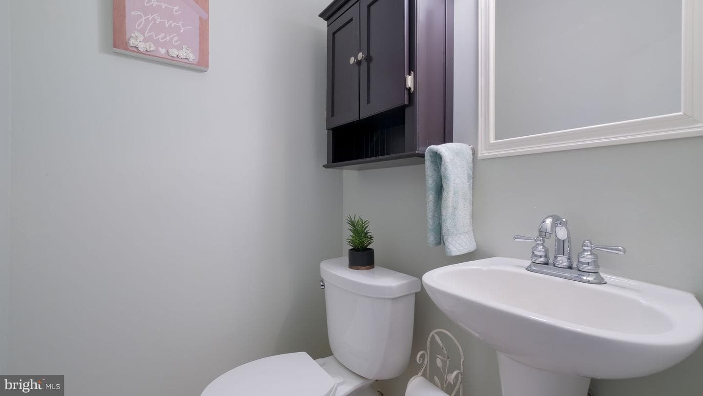 6 Hillcrest Circle photo 15