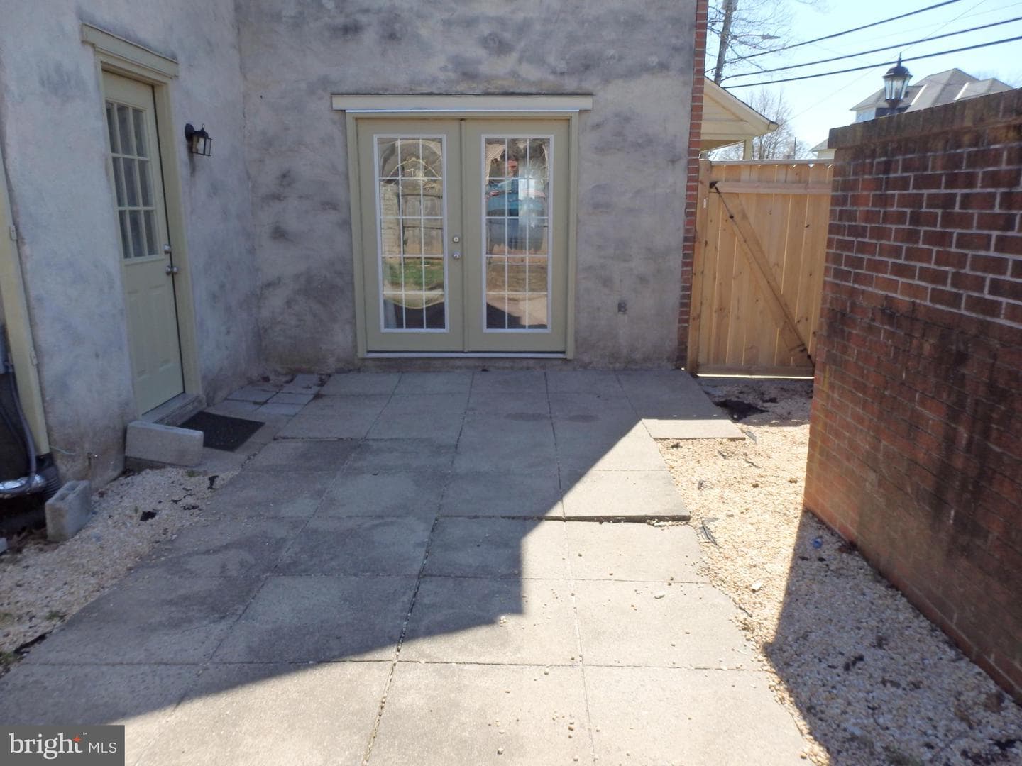 201 Lancaster Court photo 28