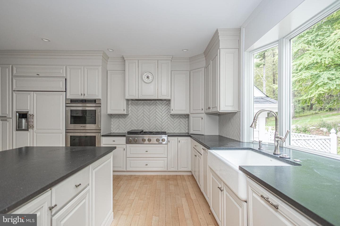 21 Bellinghamshire Place photo 37