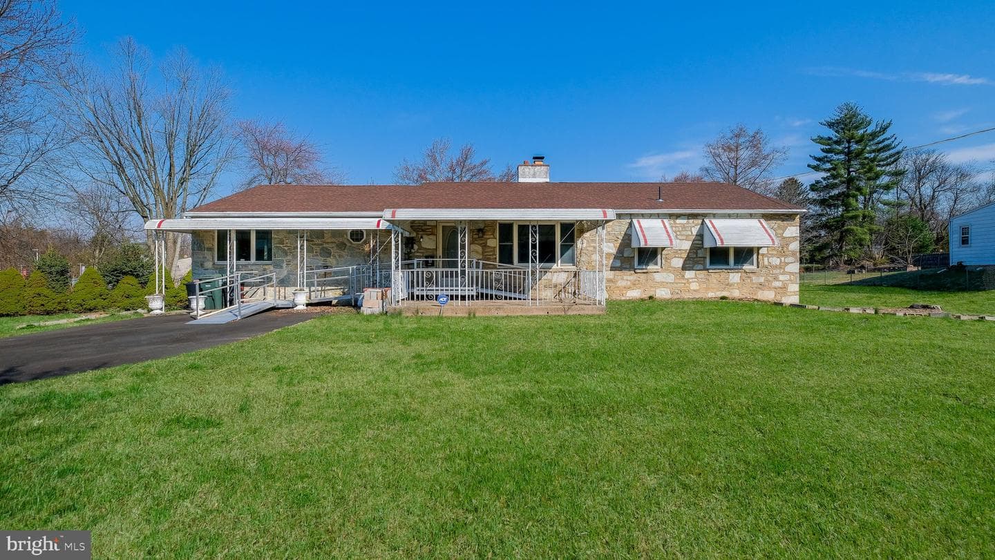 8 Village Drive