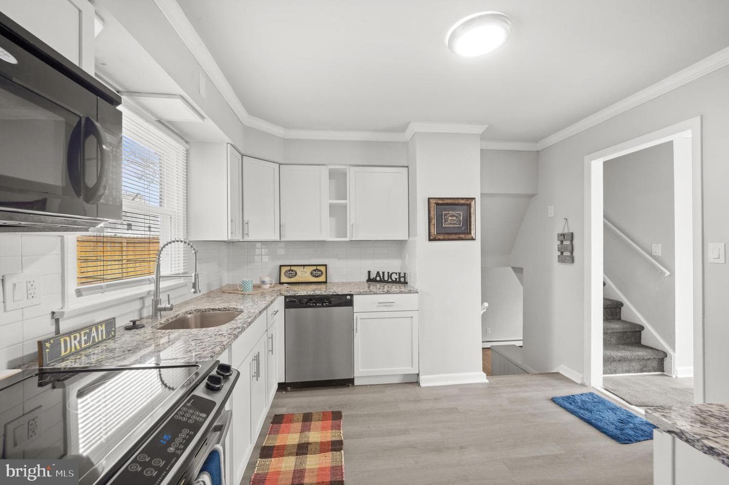 276 Clymer Avenue photo 9