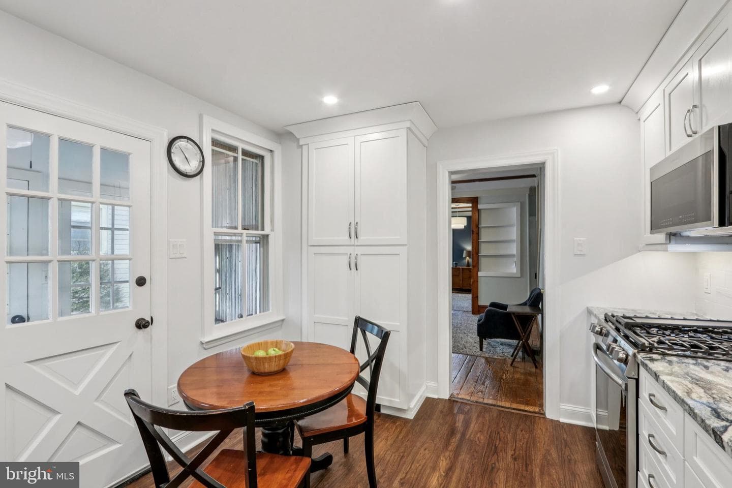 517 Crown Street photo 10