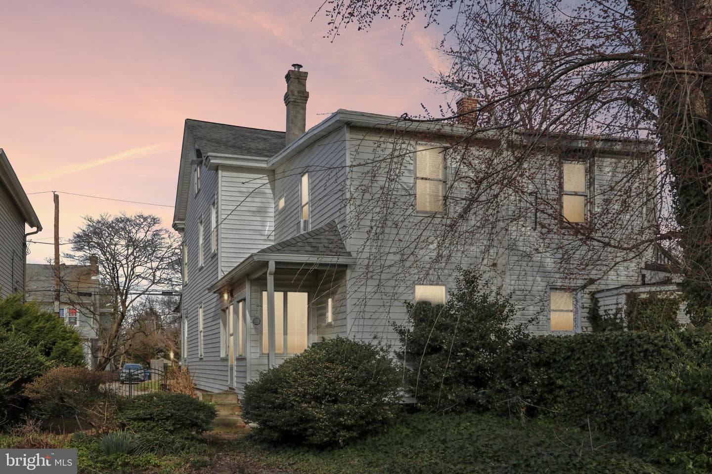 517 Crown Street photo 33