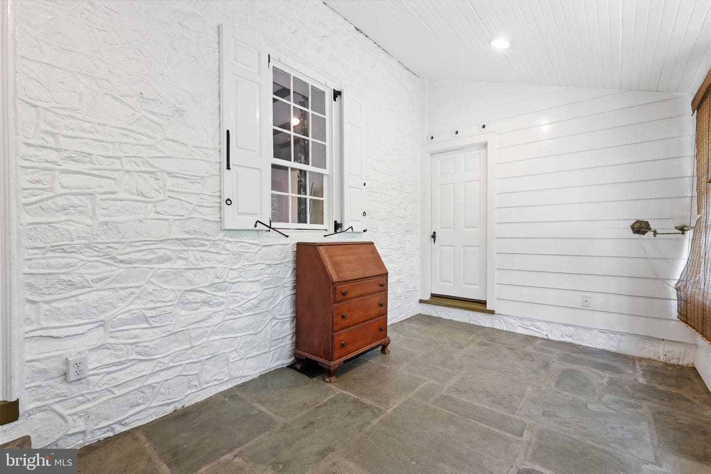 1682 Clydesdale Circle photo 33