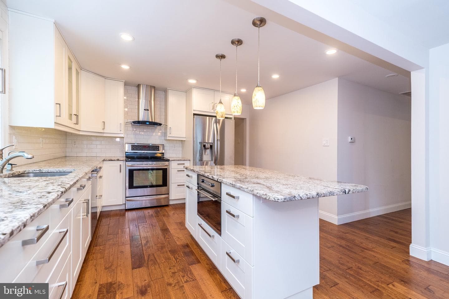 1630 Bonnie Brae Drive photo 35