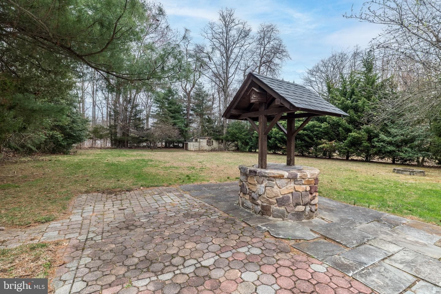 1630 Bonnie Brae Drive photo 56