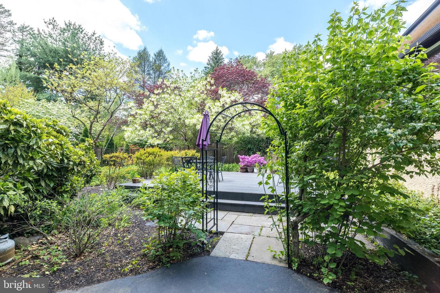 825 Highland Avenue photo 19