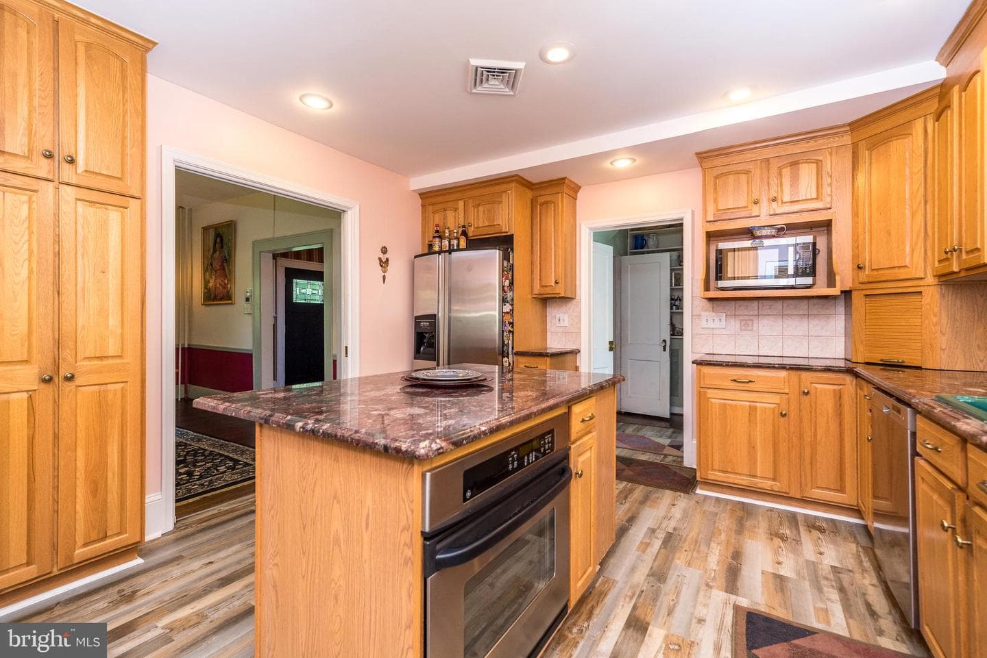 825 Highland Avenue photo 40