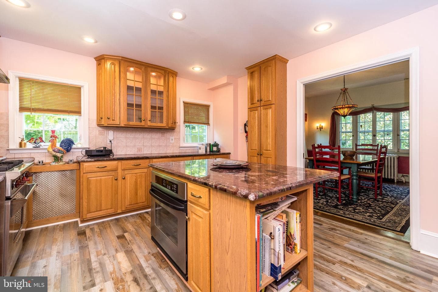 825 Highland Avenue photo 44