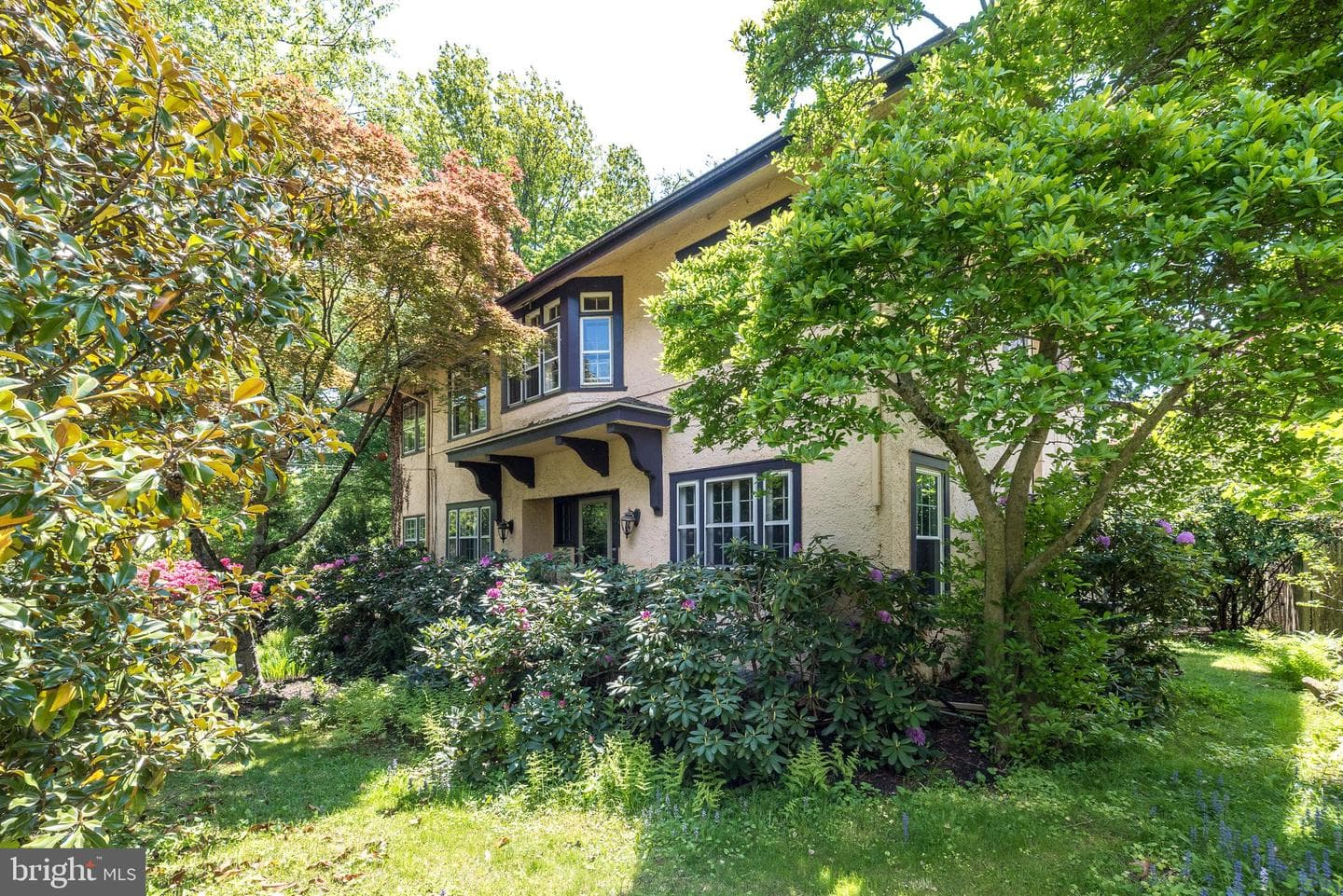 825 Highland Avenue photo 5