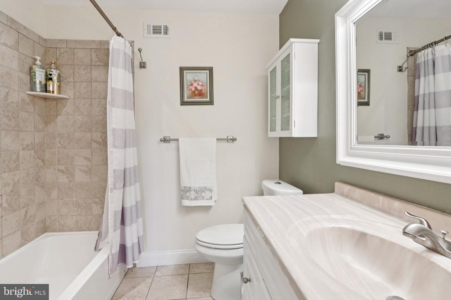 923 Pickering Drive photo 32