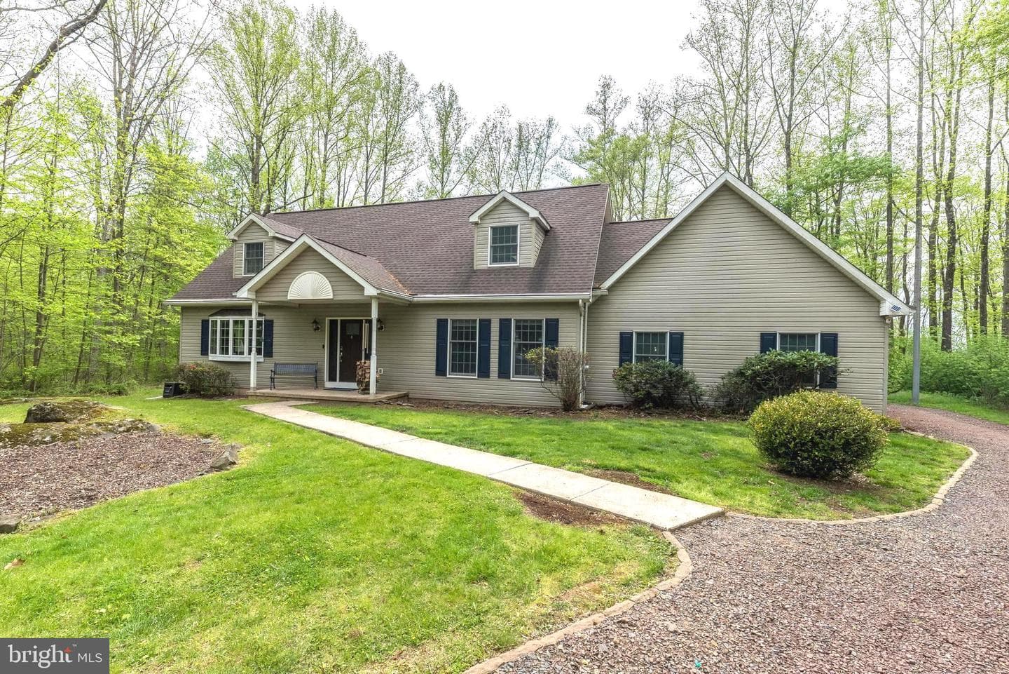 540 Black Walnut Drive photo 3