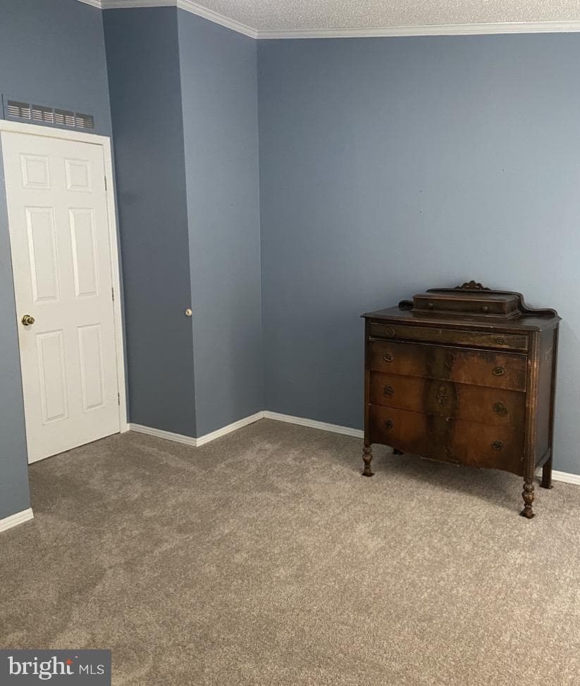 449 Grouse Court W photo 33