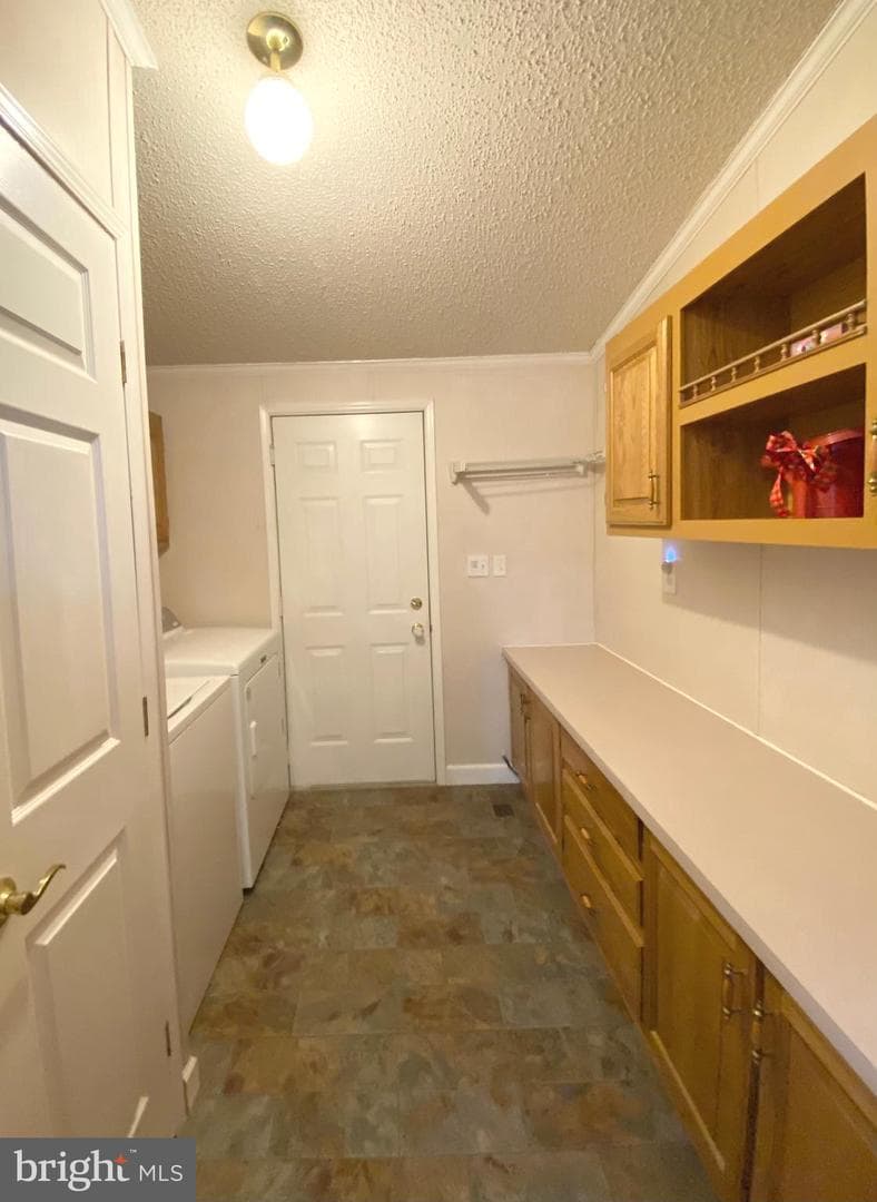 449 Grouse Court W photo 35
