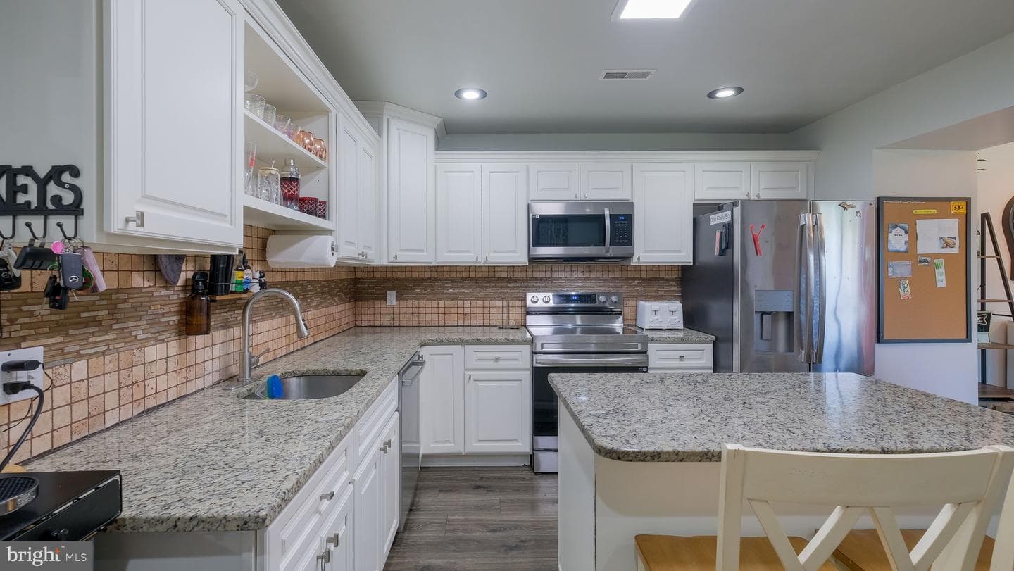 1706 Susan Avenue photo 12