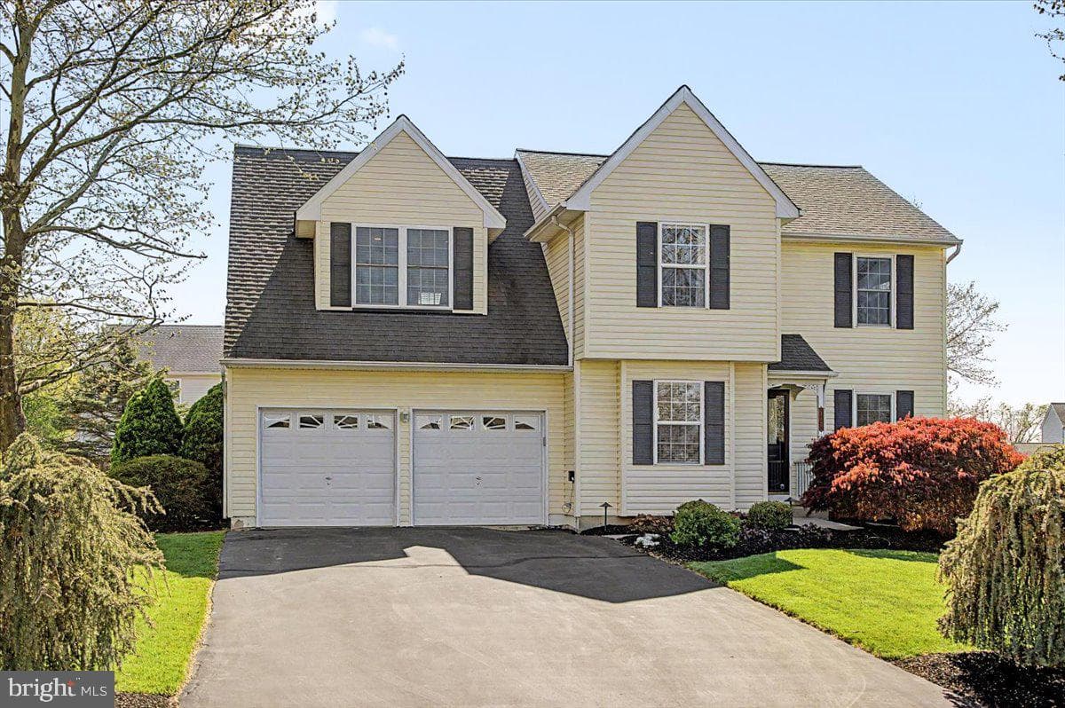 112 Trotters Way