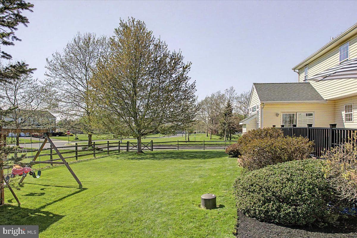112 Trotters Way photo 49