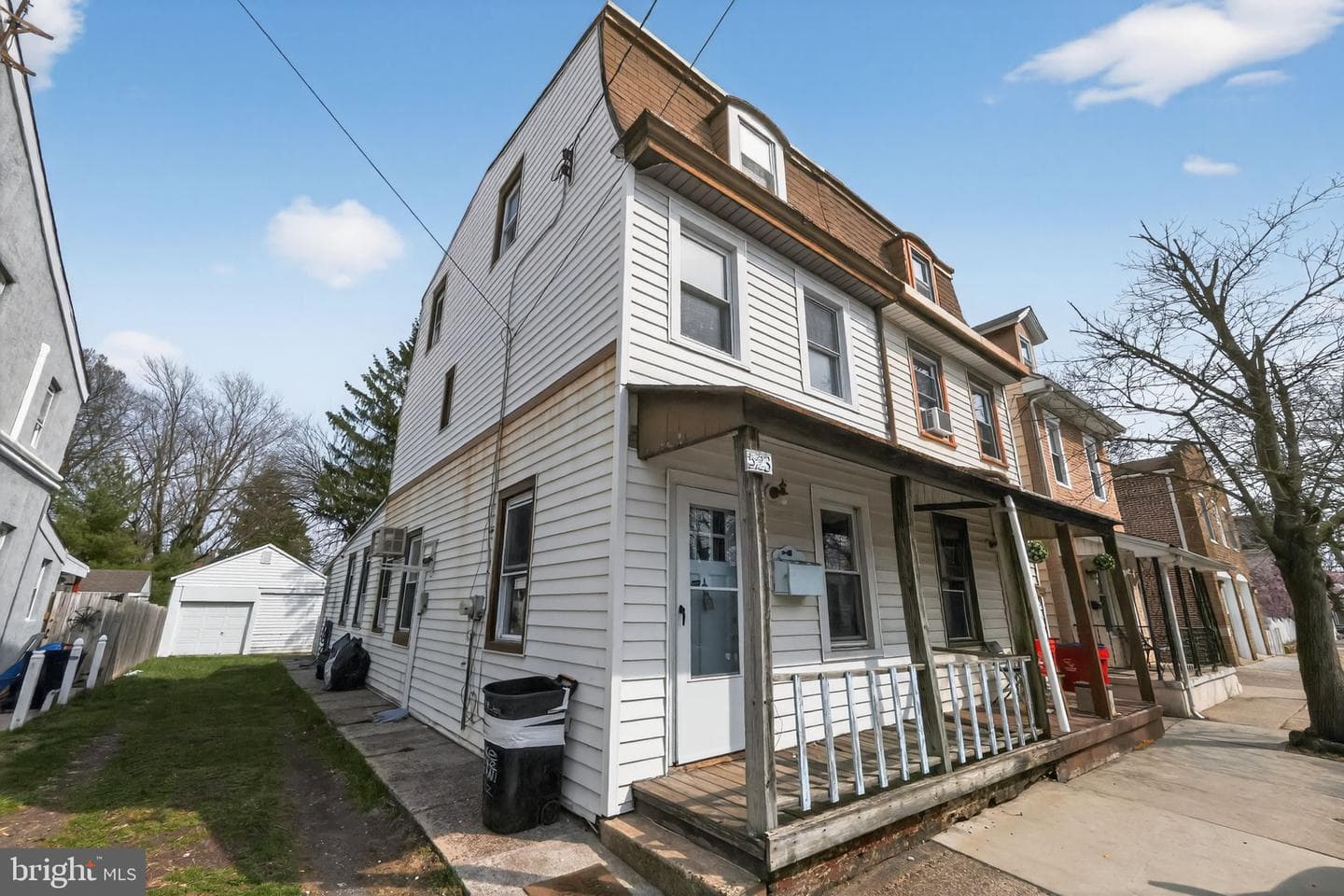 523 Swain Street photo 2