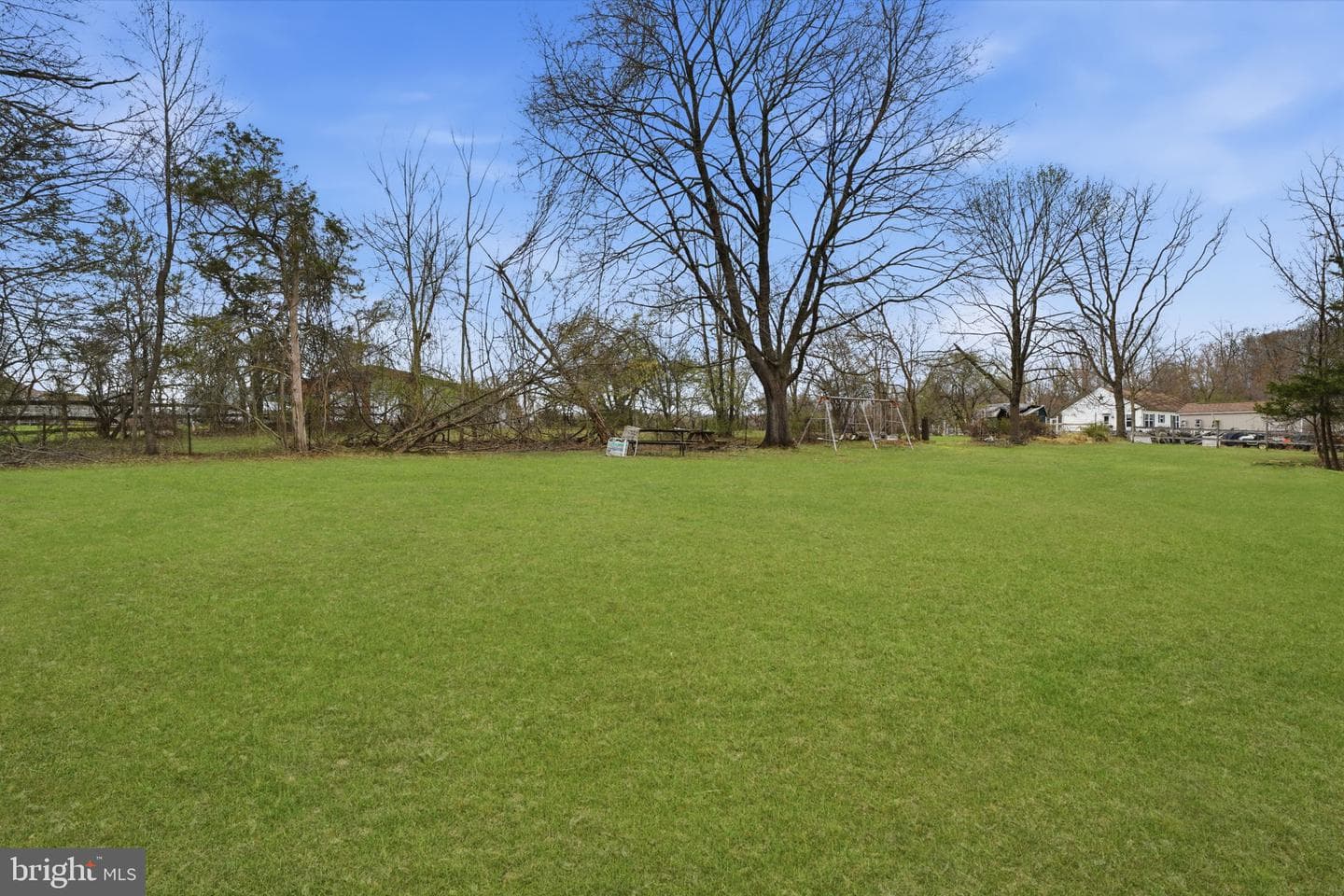 34 Aqueduct Road photo 17