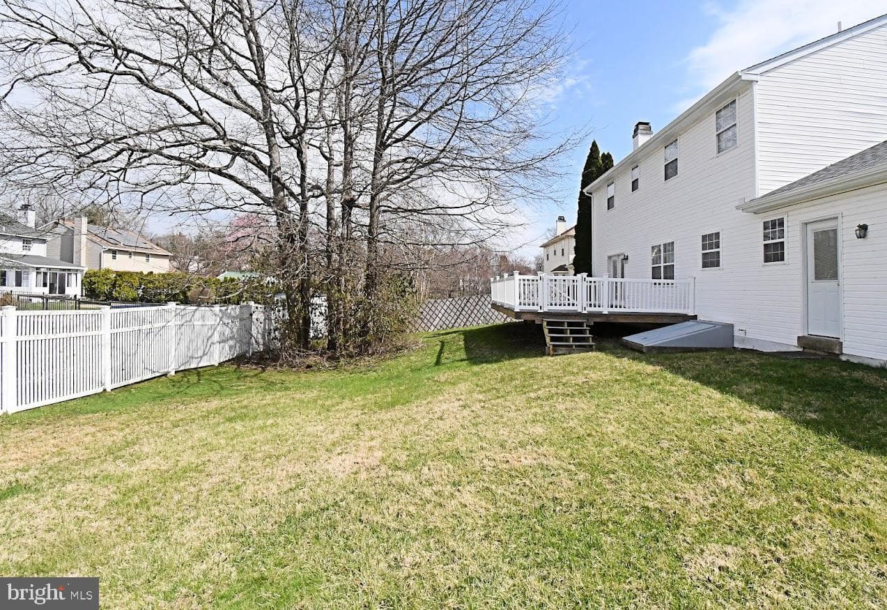 670 Amalie Lane photo 32