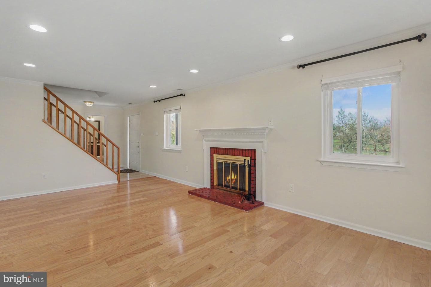 1620 Devon Court photo 26