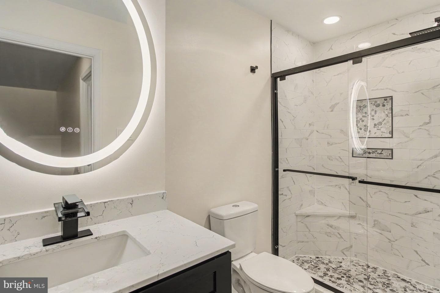 1620 Devon Court photo 44