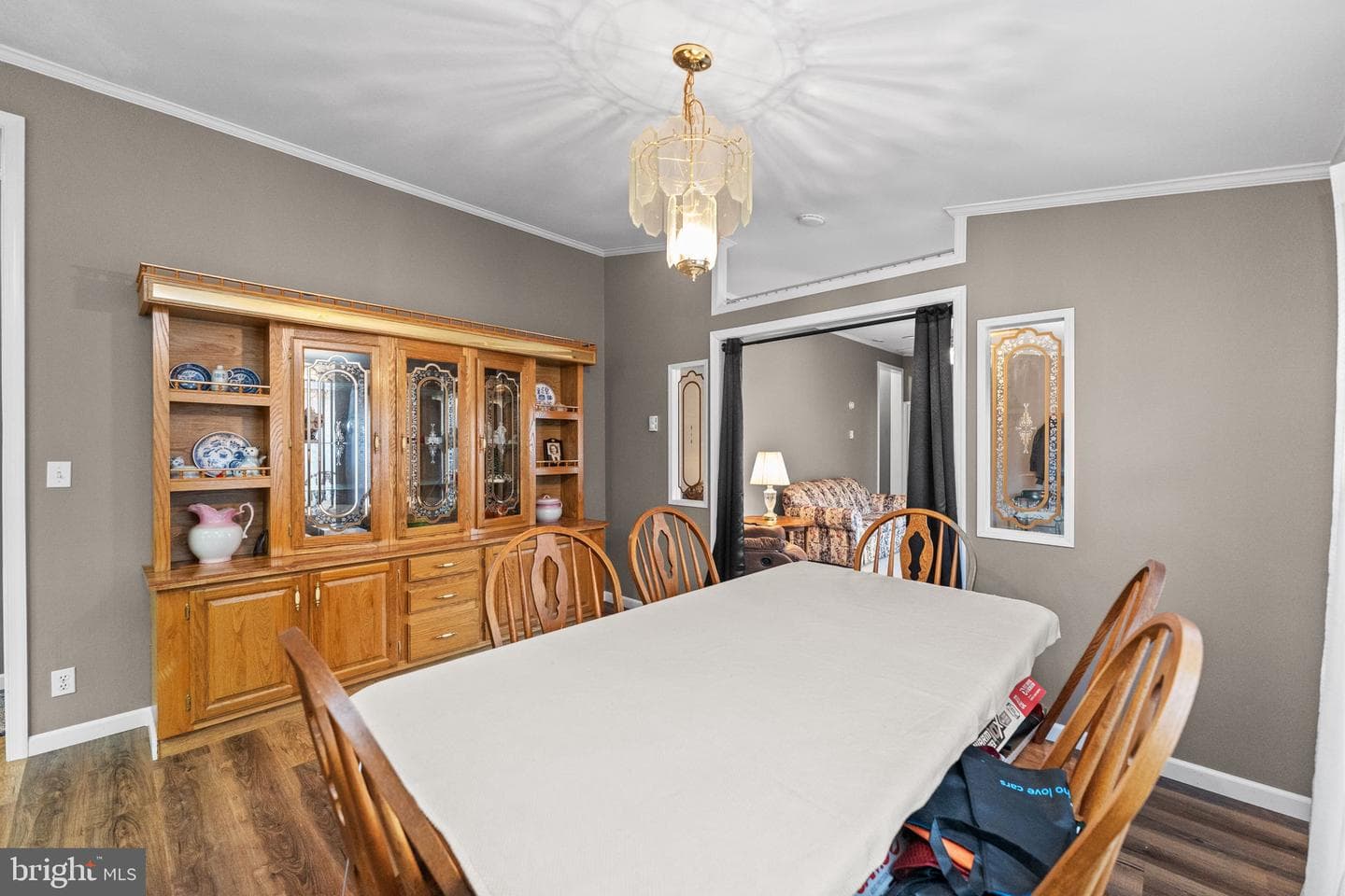 1 Poplar photo 8