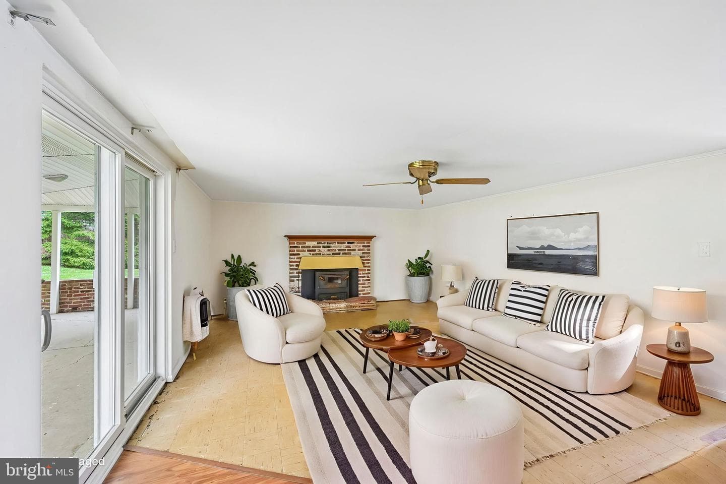 77 Wren Drive photo 5