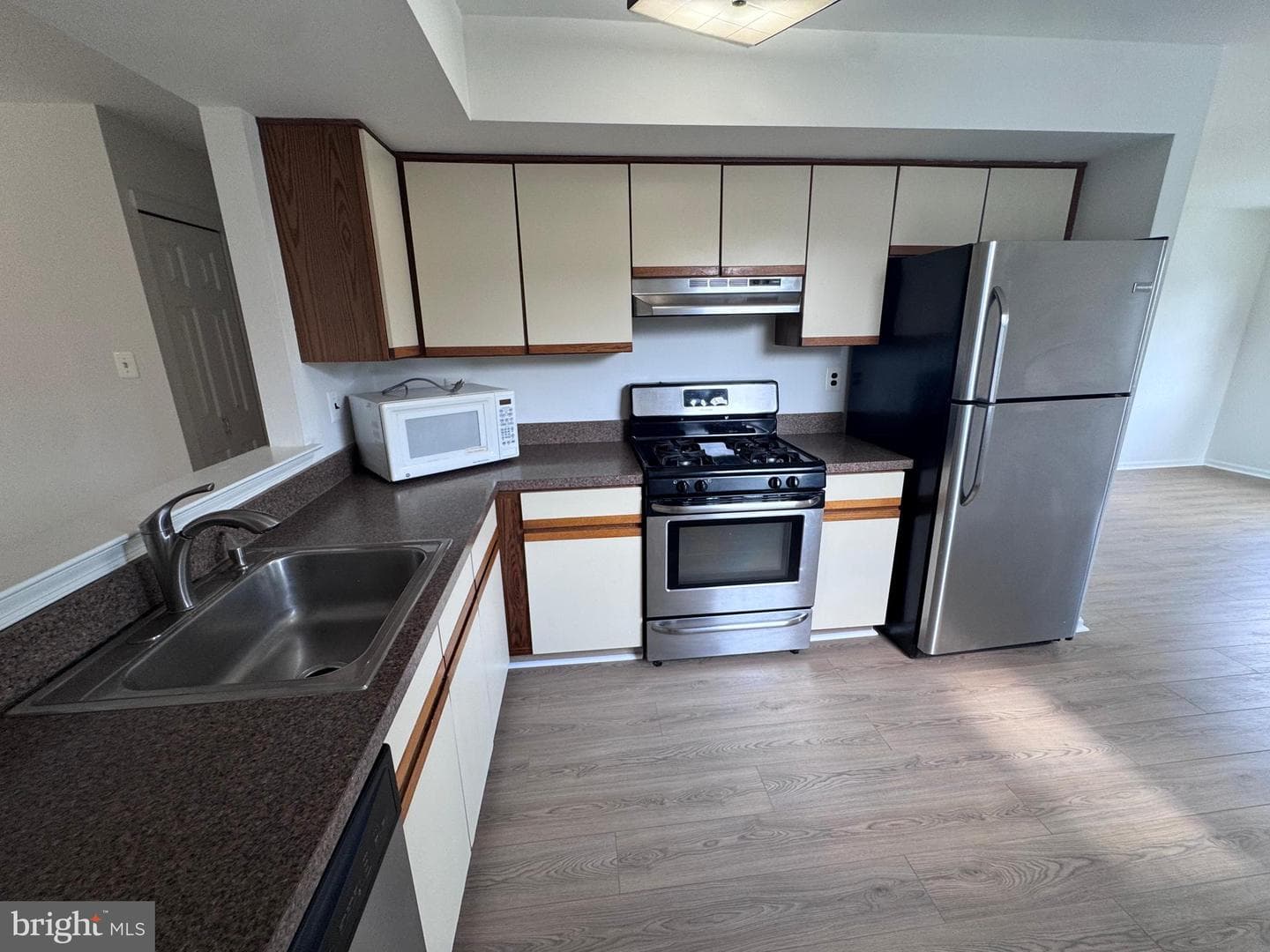 648 Rose Hollow Drive #648b photo 13