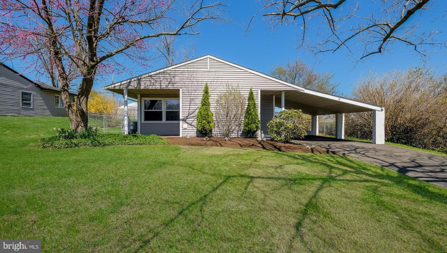 36 Mockorange Lane