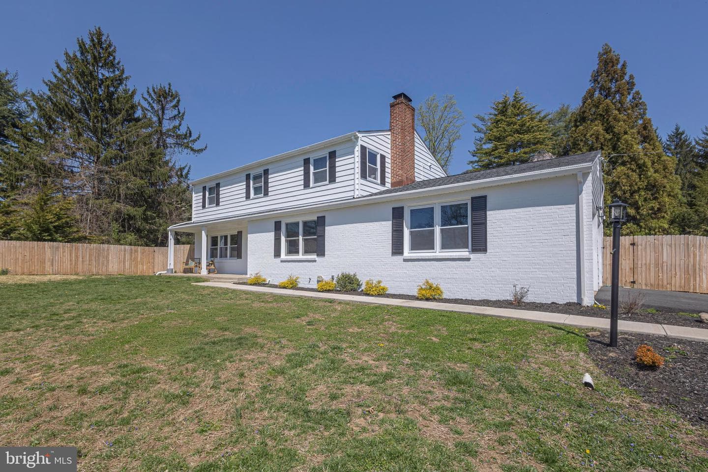125 Bruce Road photo 3