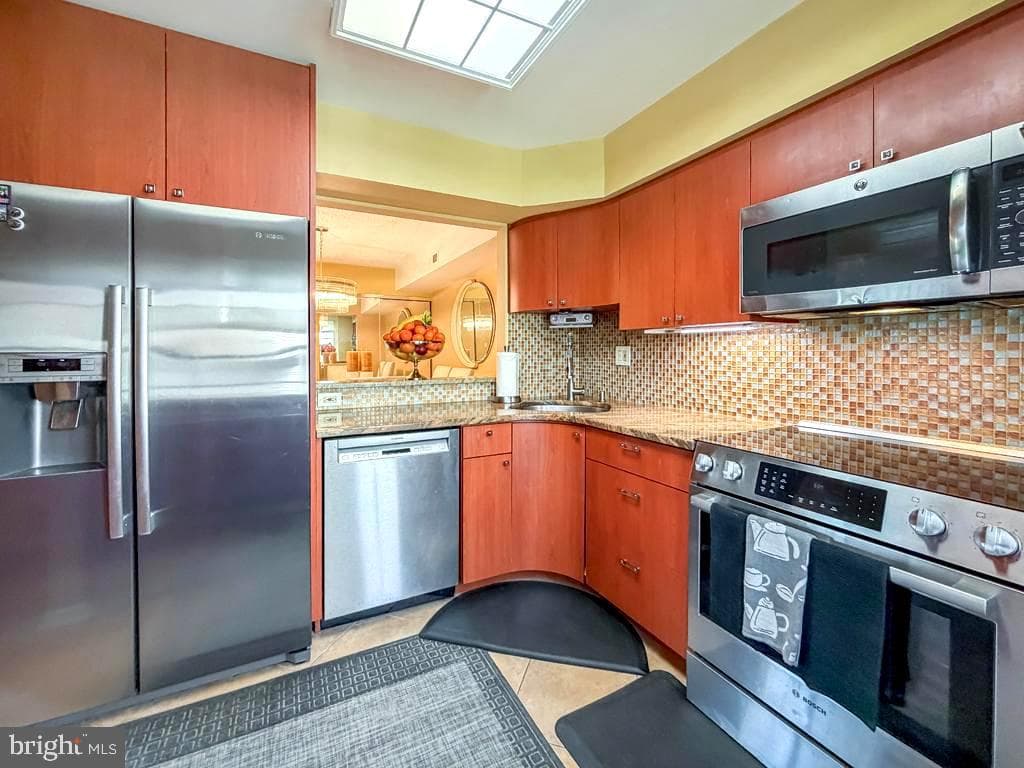 4016 Barry Court photo 16