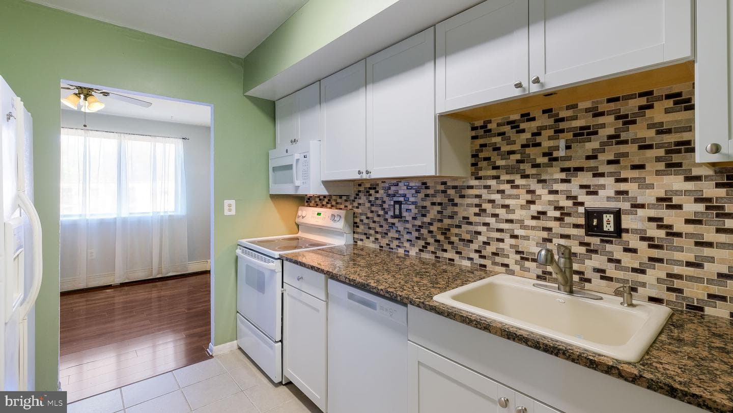 1575 W Street Road #537 photo 14