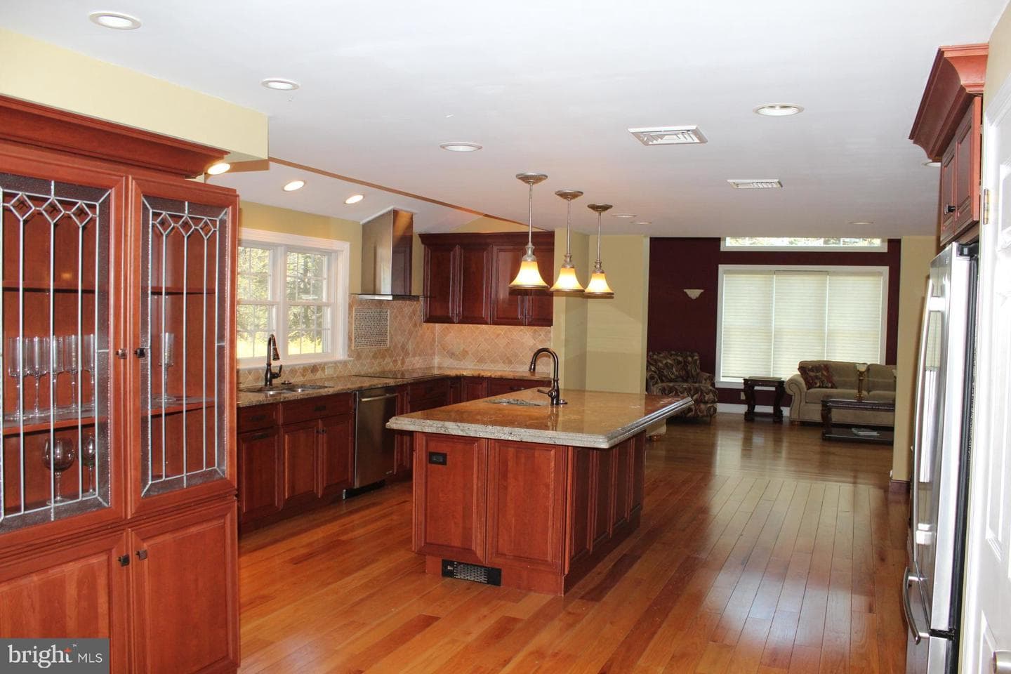 6 Tiffany Drive photo 30