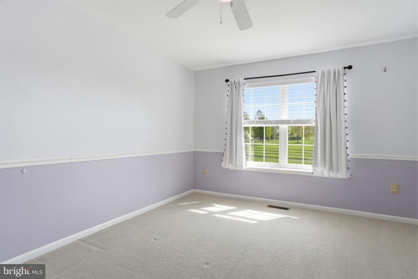 159 Hampshire Dr photo 20