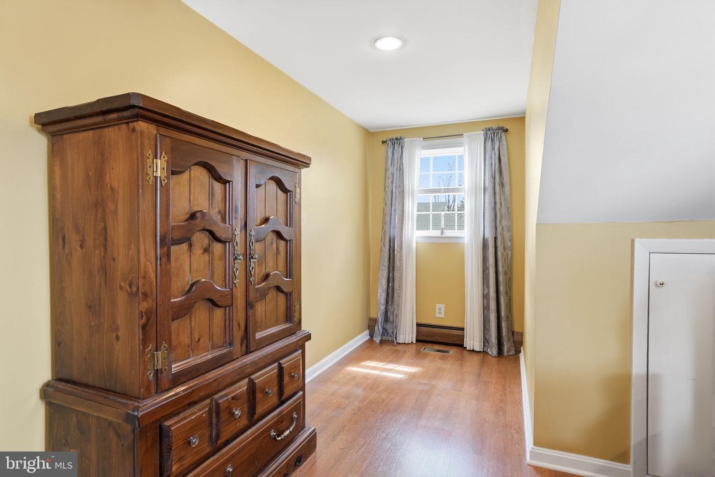 6270 Sterling Avenue photo 23