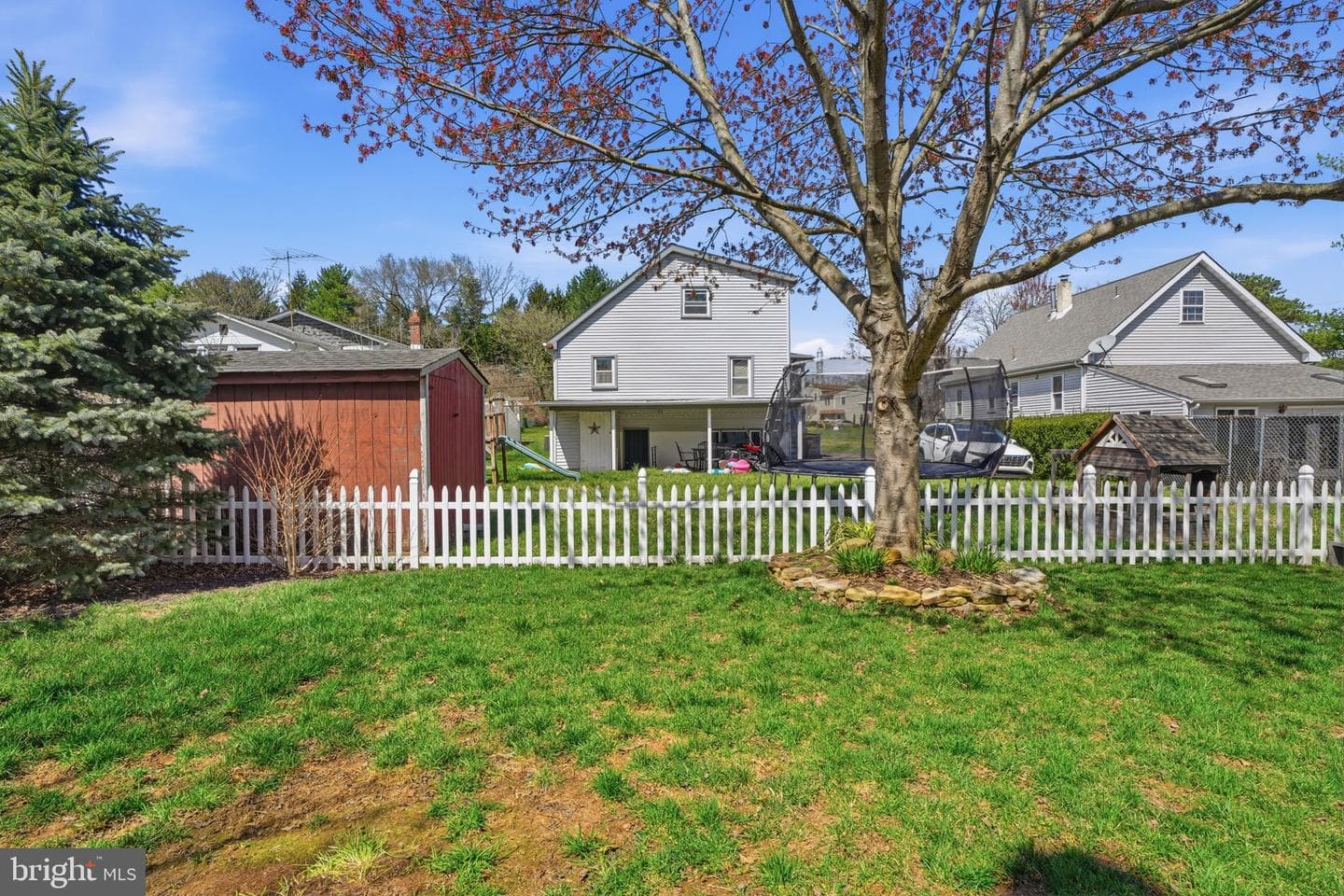 6270 Sterling Avenue photo 38
